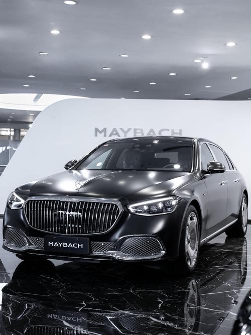 深圳198岚图汽车的售后服务让用户无忧出行，迈巴赫未来的豪华车趋势